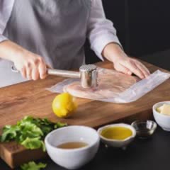 Cách làm Gà Chiên Sốt Bơ Chanh Kiểu Pháp vàng ươm 