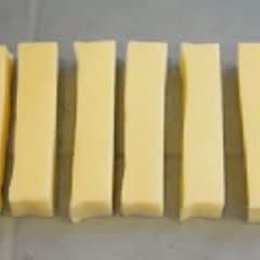 Cách làm Phô mai que chiên giòn