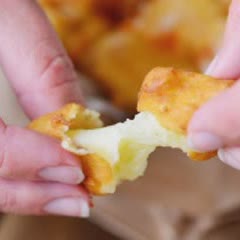 Cách làm Phô mai tẩm bột chiên giòn