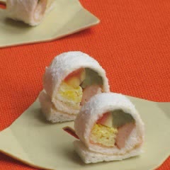 Cách làm sushi bánh mì đẹp mắt
