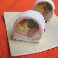 Cách làm sushi bánh mì đẹp mắt