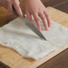 Cách làm Tôm Cuộn Bánh Ướt rau củ thanh đạm chấm tương ngon