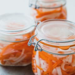 Cách làm Củ Cải Và Cà Rốt Ngâm chua ngọt, giúp chống ngán
