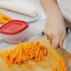Cách làm Củ Cải Và Cà Rốt Ngâm chua ngọt, giúp chống ngán