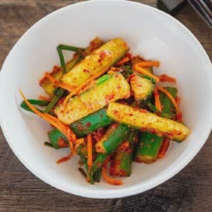 Cách làm Kimchi dưa leo cà rốt hẹ
