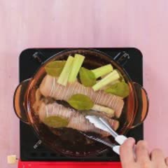 Cách Làm Tai Heo Cuộn Ngâm Mắm Chua Ngọt Ăn Liền Ngày Hôm Sau