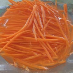 Cách làm mứt cà rốt vỏ cam