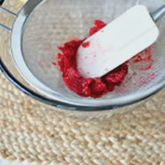 Cách làm mứt phúc bồn tử