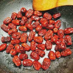 Cách làm Mứt Táo Đỏ Ngọt Lịm thơm ngon hấp dẫn cho ngày Tết