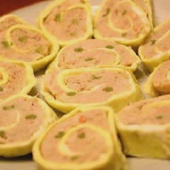 Cách làm chả cá thác lác cuộn trứng