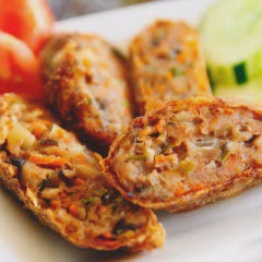 Cách làm chả giò chiên nhân thịt trứng