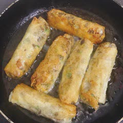 Cách làm Chả giò nhân mì chiên giòn