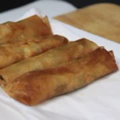 Cách Làm Chả Giò Nhân Thịt Nấm Chiên Giòn Rụm
