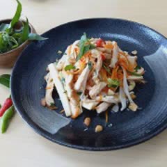 Cách làm Gỏi gà củ hũ dừa