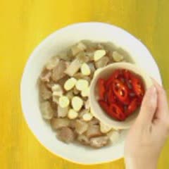 Cách Làm Món Gỏi Gân Bò Ngâm Nước Mắm Giòn Ngon Đến Lạ Thường