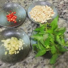 Cách làm gỏi hến trộn cóc
