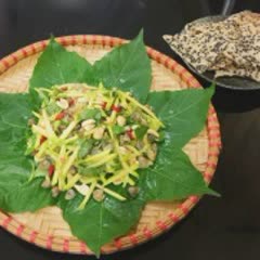 Cách làm gỏi hến trộn cóc