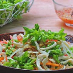 Cách làm gỏi hoa thiên lý thịt gà