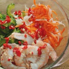 Cách làm Gỏi Khổ Qua tôm tươi thanh mát giúp giải ngán 