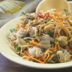 Cách làm Gỏi nghêu bắp chuối 