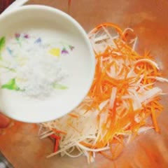 Cách làm gỏi su hào tôm