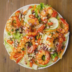 Cách làm Gỏi tôm rau củ