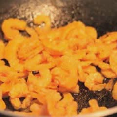 Cách làm Gỏi Xoài Tôm Khô củ kiệu chua ngọt ngày Tết
