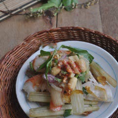Cách làm nộm bông súng tôm thịt