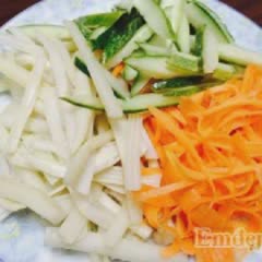 Cách làm nộm ngó sen tai heo