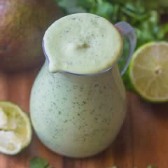 Cách làm nước sốt bơ ngò rí