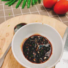 Cách làm Nước tương tỏi ớt chấm rau luộc