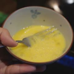 Cách làm trứng chiên sốt miso