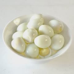 Cách Làm Bánh Tráng Chấm Sốt Trứng Cút Ăn Là Ghiền
