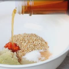Cách làm Sốt mắm gừng mè rang