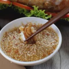 Cách làm Sốt mắm gừng mè rang