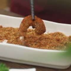Cách Làm Món Tôm Cuộn Ba Rọi Xông Khói Nướng Sa Tế 