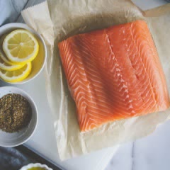 Cách làm Cá hồi nướng muối chanh