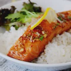 Cách làm cá hồi tẩm nước tương nướng