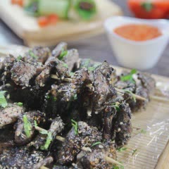 Cách làm thịt heo nướng mè đen