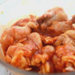 Cách làm đùi gà nướng sốt BBQ