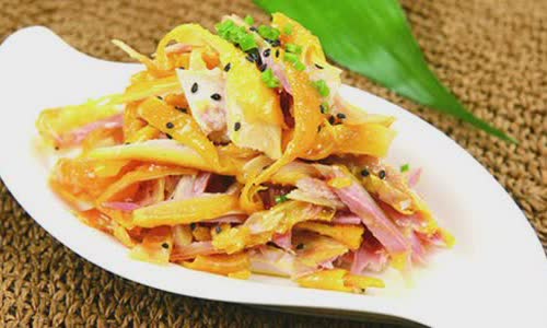 ga-nuong-muoi-gung-uQrw5RdfbdrtFaz3Mg0r