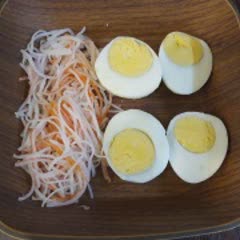 Cách làm Poké Salad Cơm Nhật Cá Hồi Sống đơn giản thanh mát