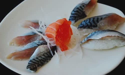 Cách làm sushi cá thu Nhật