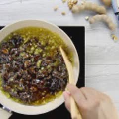 Cách làm Đá Me kèm dứa chua ngọt giải nhiệt ngày hè