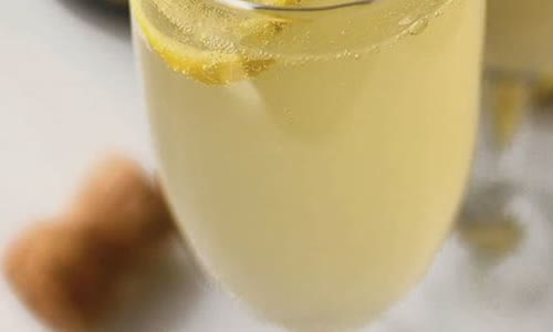 Cách làm Cocktail rượu Champagne