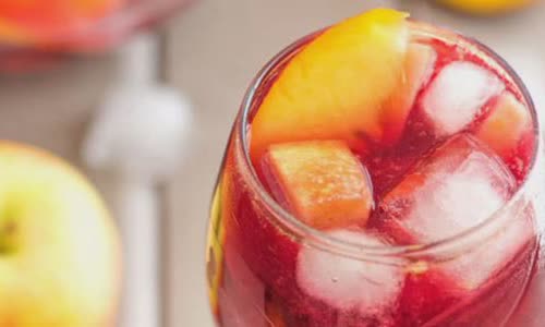Cách làm Cocktail trái cây rượu vang đỏ