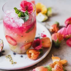 Cách làm Mojito dâu tây bụp giấm