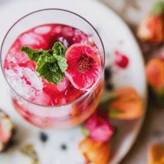 Cách làm Mojito dâu tây bụp giấm