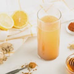 Cách làm Nước detox chanh mật ong quế