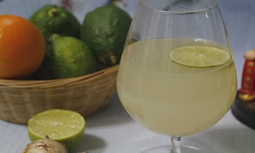 Cách pha nước gừng mật ong giải rượu